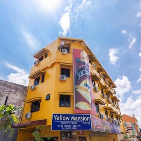 Yellow Mansion Hotel Malacca Екстериор снимка