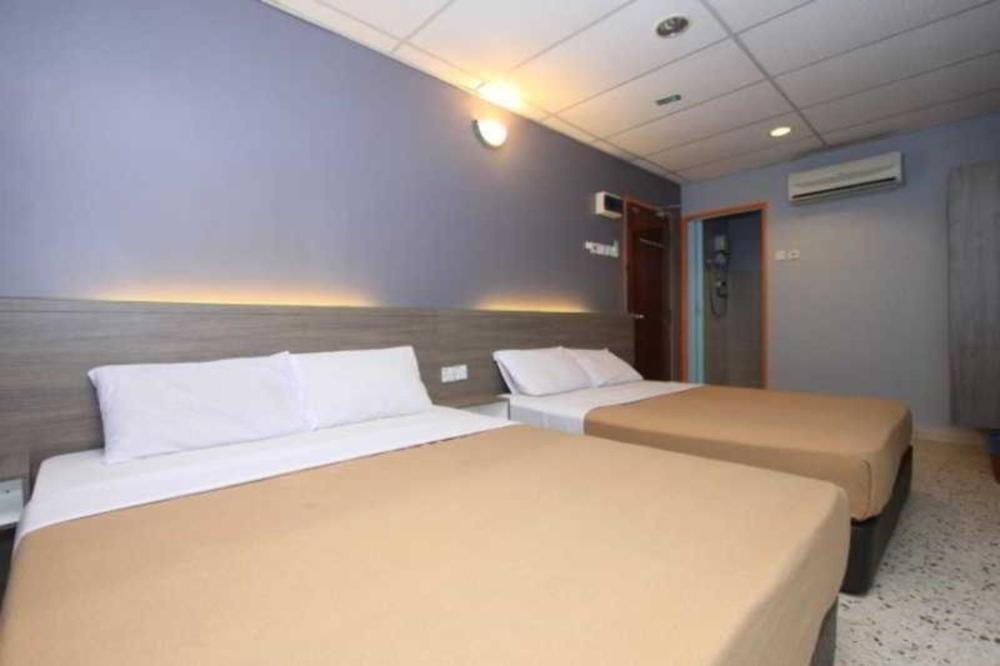 Yellow Mansion Hotel Malacca Екстериор снимка