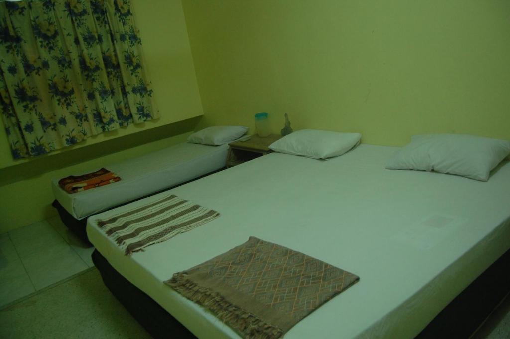 Yellow Mansion Hotel Malacca Екстериор снимка